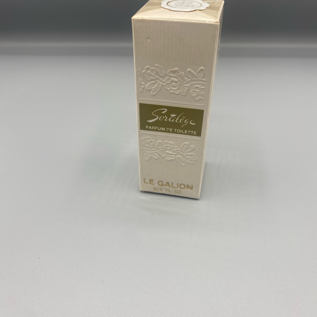 Sortilge Parfum De Toilette Brand New